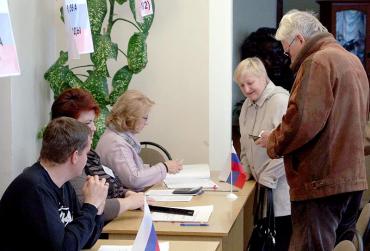 Фото К 14 часам в Челябинской области проголосовало около четверти избирателей