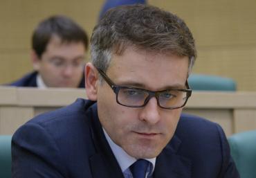 Фото Суд Озерска решит вопрос о продлении ареста имущества экс-сенатора Константина Цыбко