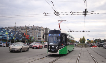 Фото В Челябинске открыли движение трамваев по улице Горького