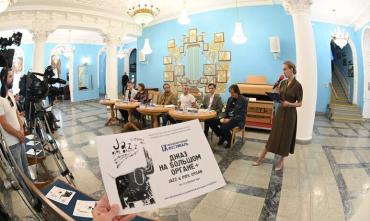 Фото В Челябинске стартовал единственный в мире фестиваль, где на органе играют джаз и этно-музыку 