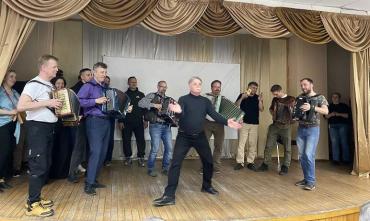 Фото В Челябинске выступят гармонисты со всего Уральского округа