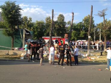 Фото Остановки в Челябинске защитят от лихачей с помощью столбиков