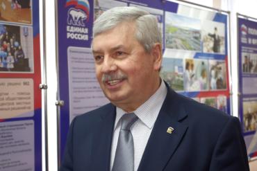 Фото Владимир Мякуш поднялся на четыре позиции в медиарейтинге глав региональных парламентов