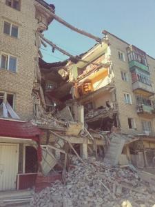 Фото В Николаевке «Смерчем» разрушили несколько многоэтажек вместе с жильцами. Моторола не ранен