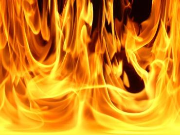 Фото В Челябинской области юные поджигатели спалили стог сена, пострадал четырехлетний малыш