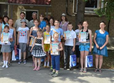 Фото ОАО «Челябинскгоргаз» наградил участников городского конкурса детского рисунка «Природный газ – для нас!»