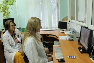 Фото Студентка ЮУрГУ спасла девочку с раком крови