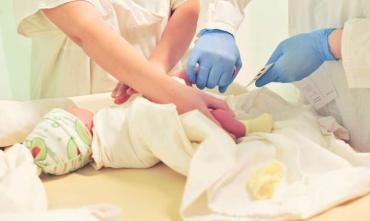 Фото Не все южноуральцы соглашаются провести обследование своих новорожденных
