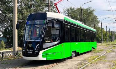 Фото В Челябинске завершили обкатку два новых трамвая с плавным ходом вагонов и модной подсветкой