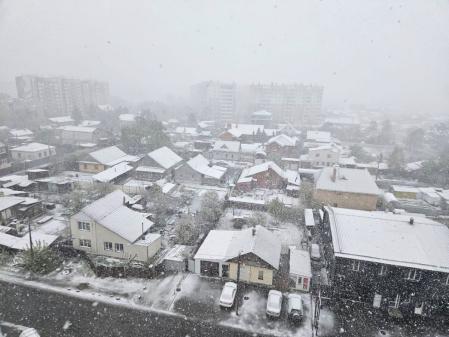 Фото В Челябинской области 10 мая местами образовался снежный покров до 11 сантиметров