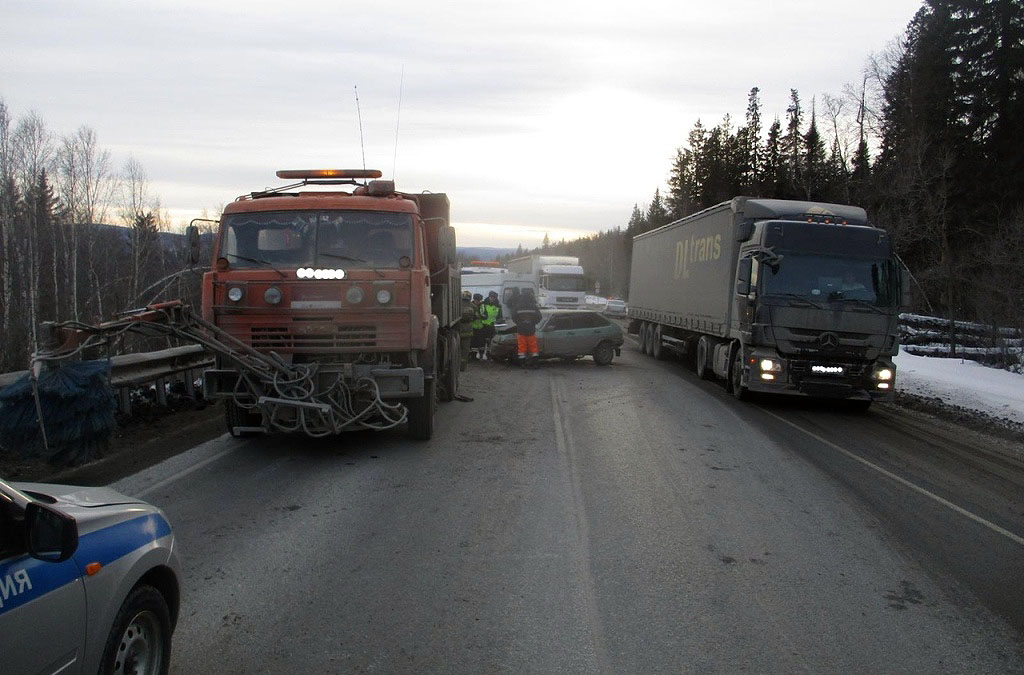 М5 златоуст. Трасса м5 Челябинск Златоуст. Авария на трассе м5 возле Златоуста.