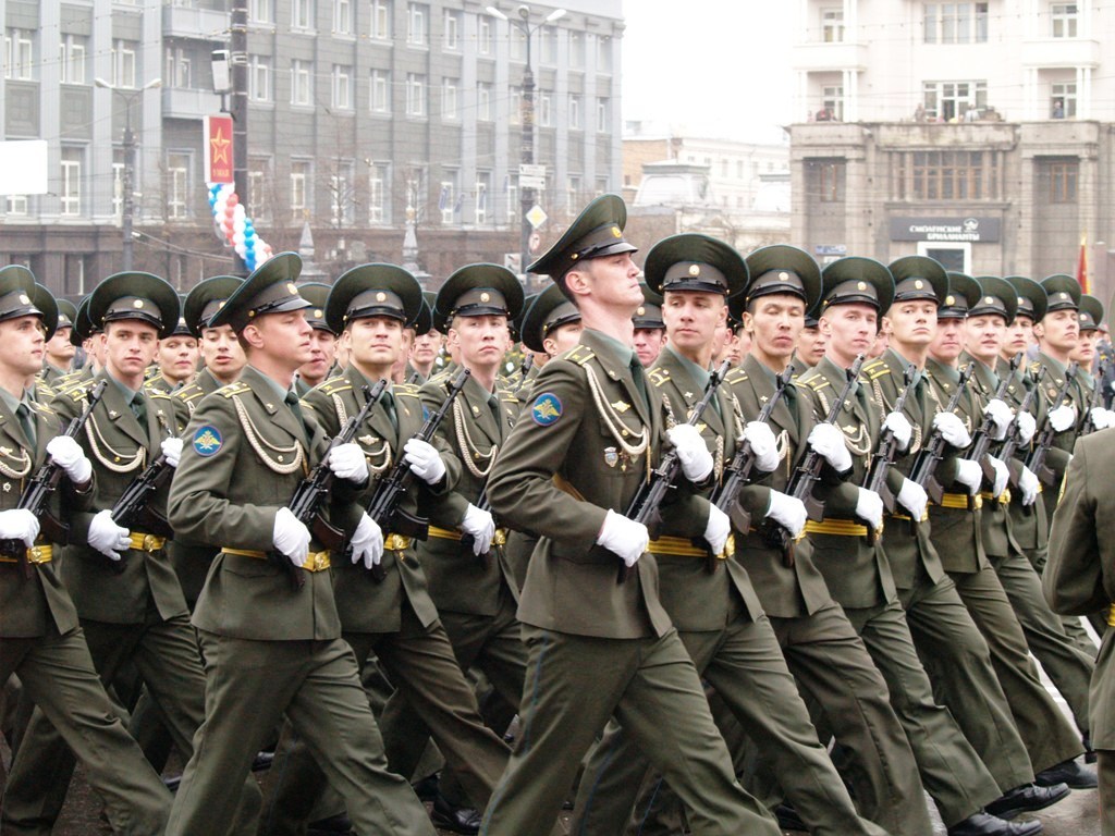 Участники парада победы. Парад Победы 2008. Парад Победы 2008 Медведев. Парад Победы 2008 в Москве. Парад Победы 9 мая 2008 года.