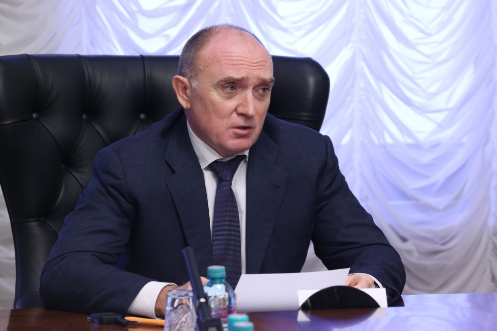 Замечания глава региона сделал градоначальнику на аппаратном совещании с замами и министрами 25 и
