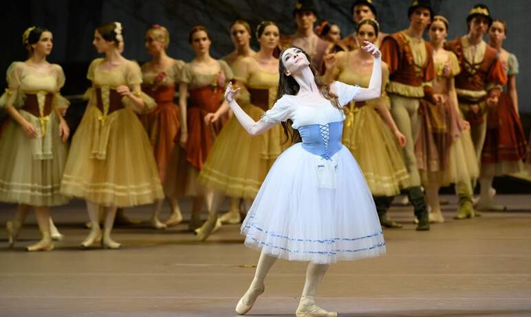 Большой театр представит челябинскому зрителю легендарный балет «Жизель» Адольфа Адана. Увидеть п
