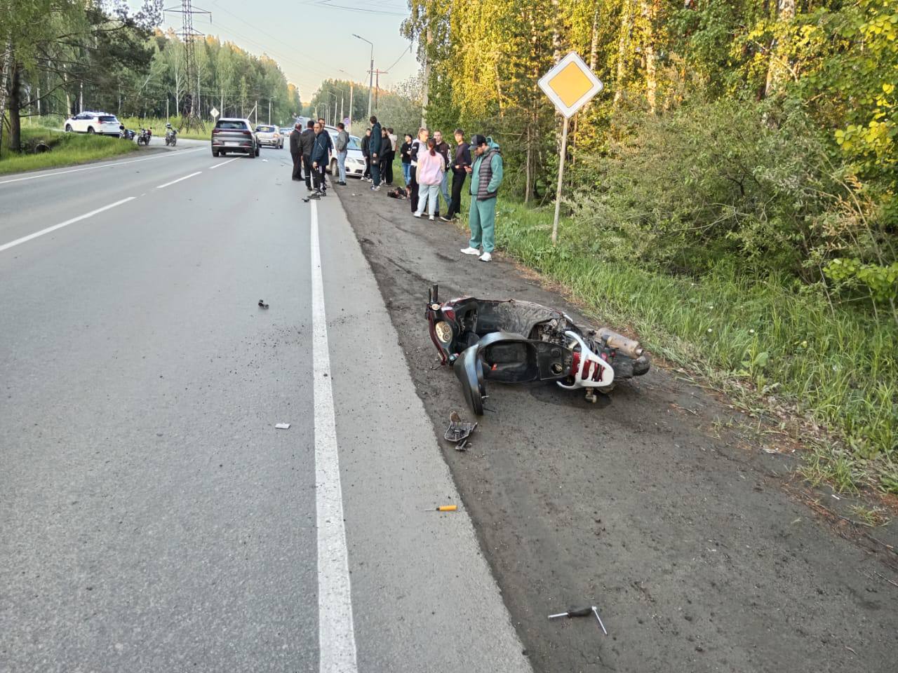 В Чебаркульском районе иномарка сбила на встречной полосе мальчика на  мопеде | Урал-пресс-информ