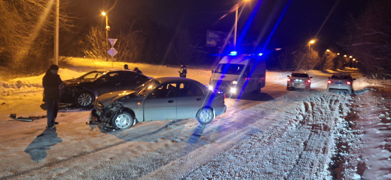 Два ребенка пострадали в ДТП в Троицке