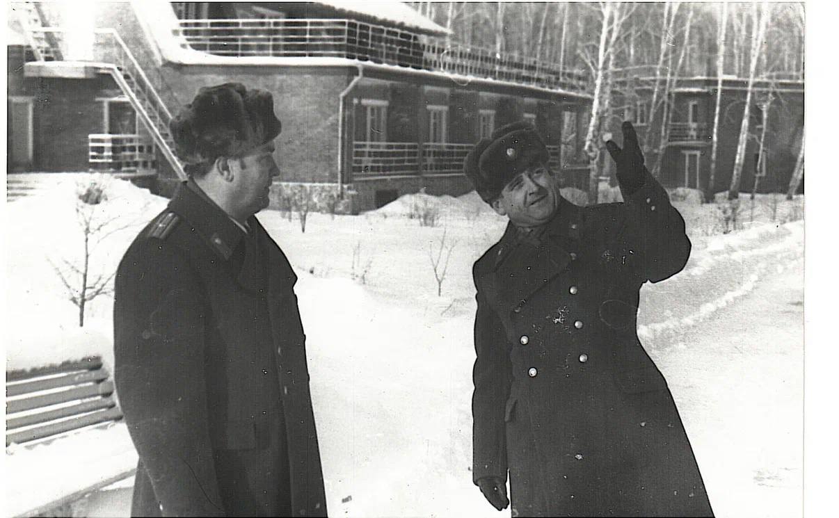 Легендарный начальник ГАИ Челябинской области отмечает 90‑летний юбилей