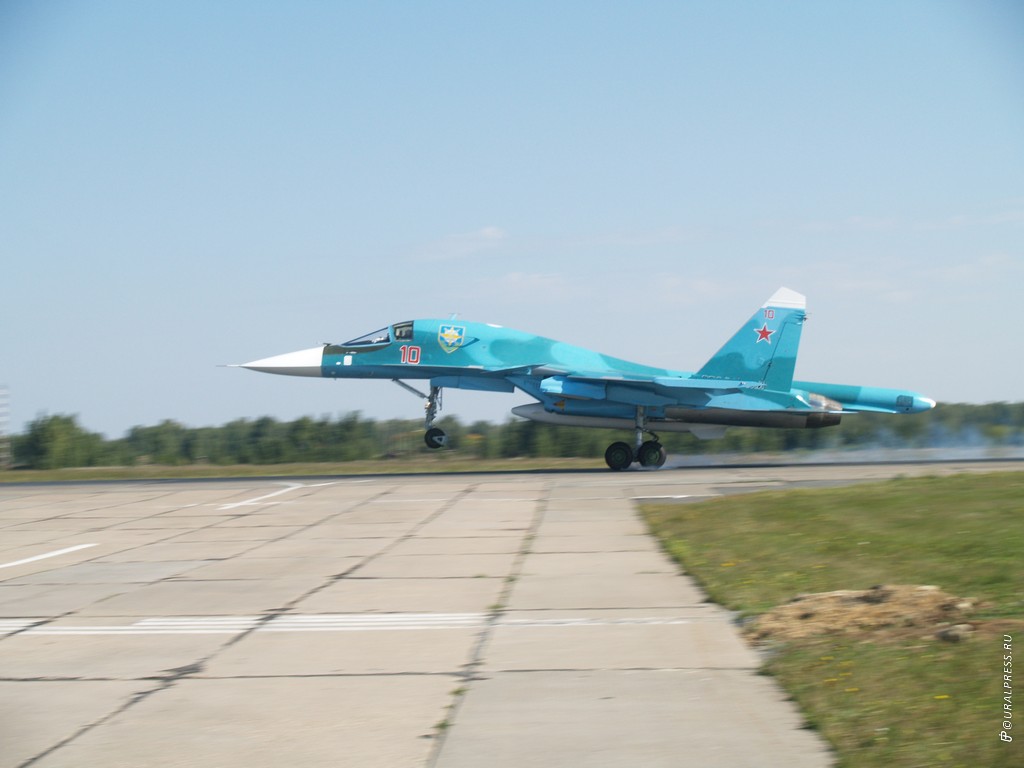 Аэродром под челябинском. Су-34 Шагол. Су 34 Шагол Челябинск. Аэродром Шагол Челябинск. Су 34 аэродромы базирования.