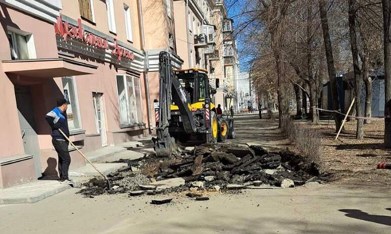 В Челябинске для удобства и комфорта горожан начали благоустраивать очередной участок пешеходной 
