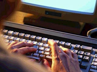 К действующему порядку, который предусматривает личное обращение гражданина с заявлением о регист