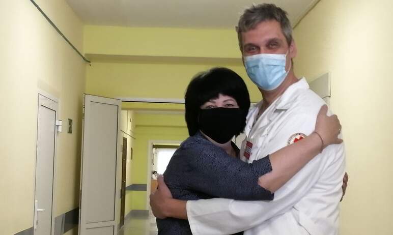 Врачи Челябинской областной клинической больницы провели сразу две успешных операции пациентам с 