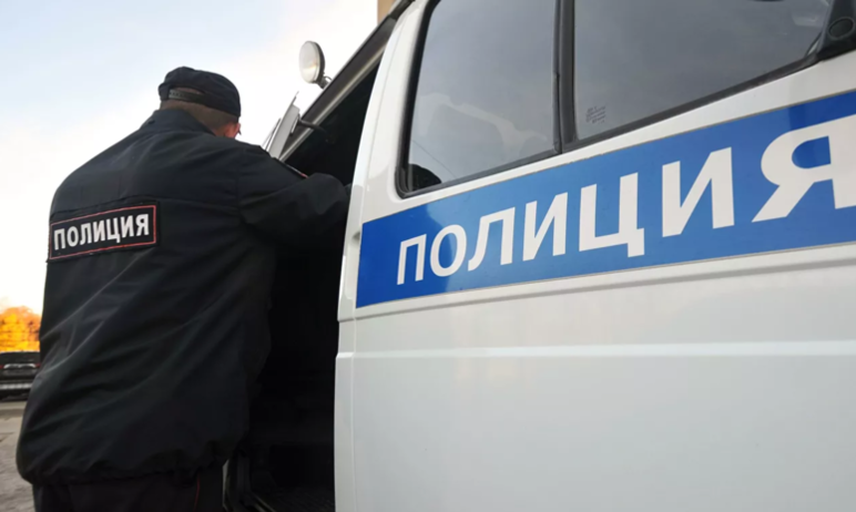 Сотрудниками полиции Челябинска  задержан житель Санкт-Петербурга, который вместе с сообщник