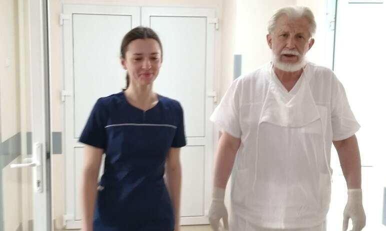 В Челябинской областной клинической больнице назвали лучших наставников.

Как отмечает п