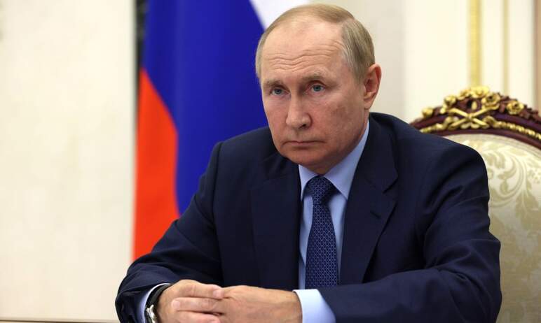 Президент России Владимир Путин потребовал выявить виноватых в срыве сроков пров
