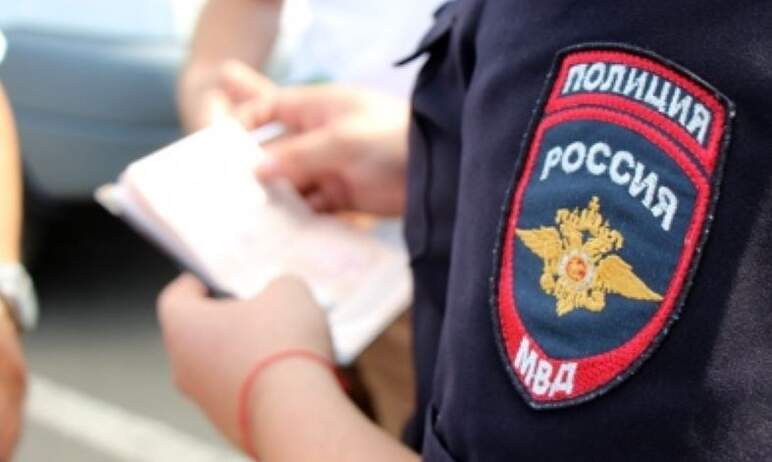 В Нязепетровске (Челябинская область) сотрудники ДПС задержали пьяного водителя. Им пришлось стре
