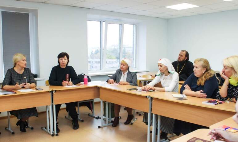 В Челябинске начали подготовку сестёр милосердия на базе медицинского колледжа Южно-Уральского го