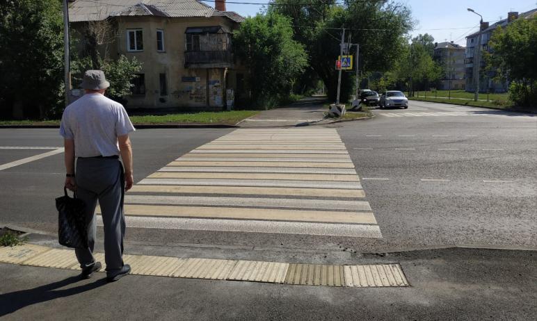 В Челябинске представители общества слепых сегодня, 19-го июля, проверили качество обустройства т
