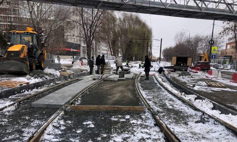 Движение трамваев в Ленинском районе Челябинска планируют полностью восстановить лишь к утру 28-г