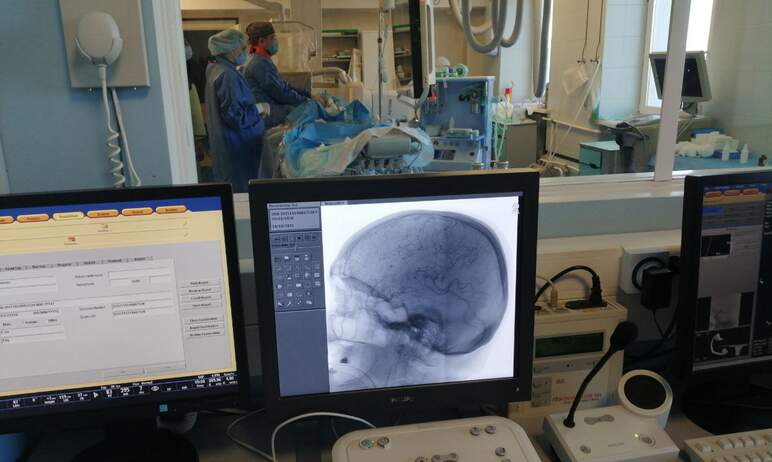 Сразу восемь южноуральцев со сложнейшими патологиями мозга прооперированы в Челябинской областной