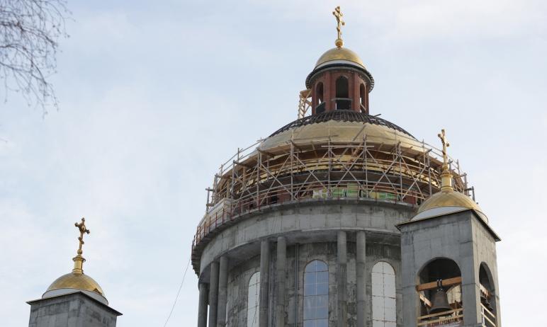 К Новому году будет завершена облицовка главного купола кафедрального собора Рождества Христова, 