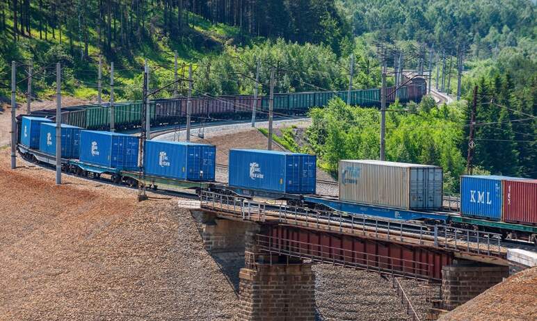 В мае 2022 года на Южно-Уральской магистрали зафиксирован рост продовольственных грузов во внутри