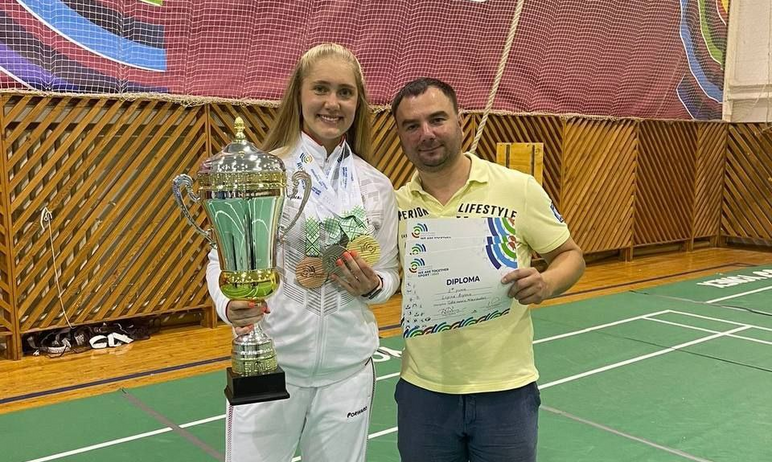 Воспитанница челябинской спортшколы «Юпитер» Алена Лопина завоевала четыре медал