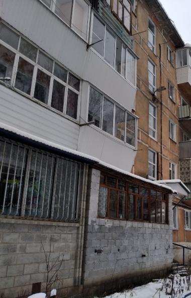 Жители многоквартирного дома в Златоусте (Челябинская область) две недели остаются без отопления.
