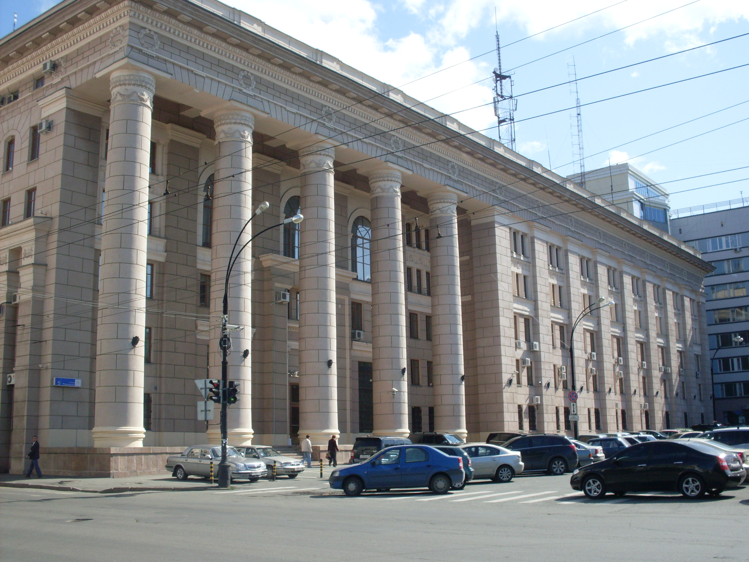 В Челябинске состоялось заседание областного Совета по кадровой политике. В мероприятии, прошедше