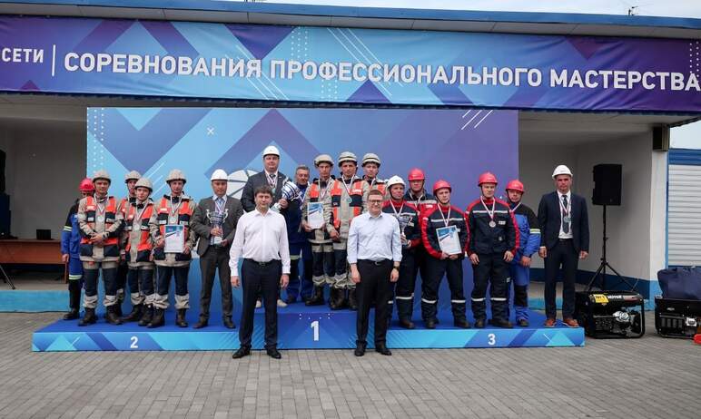 Под Челябинском прошли соревнования профмастерства среди бригад по ремонту и обслуживанию высоков