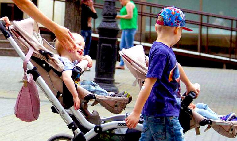 В Российской Федерации вводятся новые меры социальной поддержки семей с детьми – пособие на детей