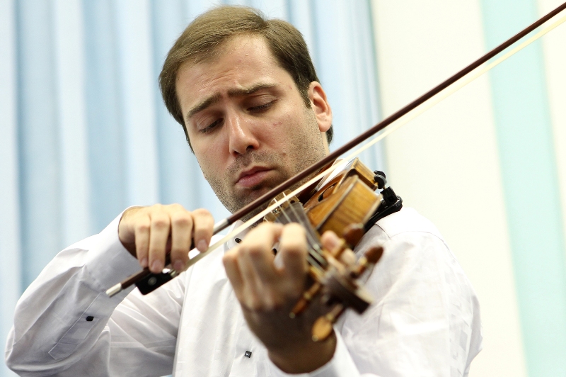 Умерли скрипач. Умерли скрипач. Умерли скрипач. Коган скрипка. Умерли скрипач.