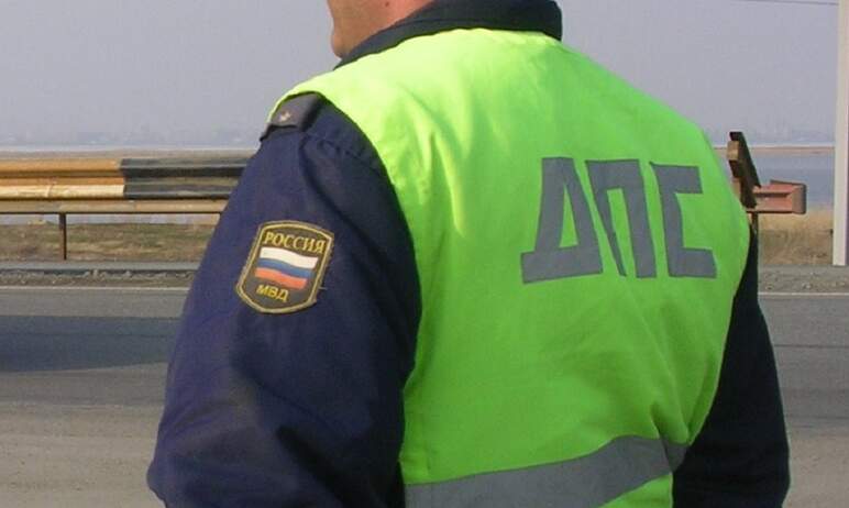 В Саткинском районе (Челябинская область) инспекторы ГИБДД применили табельное оружие для задержа