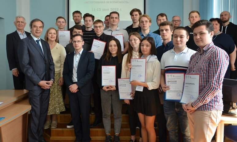 В Южно-Уральском государственном университете завершилась V студенческая научно-техническая конфе