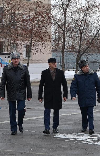 Сенатор региона Олег Цепкин посетил исправительную колонию №5 ГУФСИН России по Челябинской област