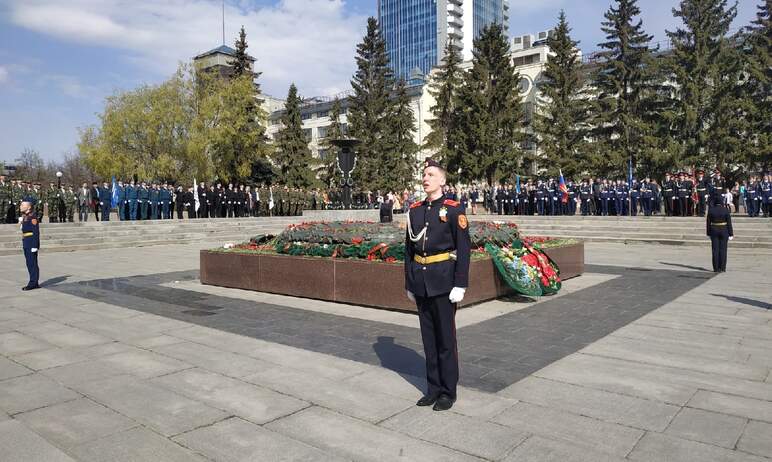 В Челябинске сегодня утром, пятого мая, в преддверии 77-й годовщины Великой Победы была торжестве