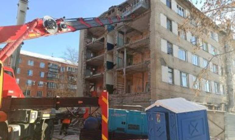 Страсти по аварийному общежитию на Мира, 102 в Металлургическом районе Челябинска накаляются. Как