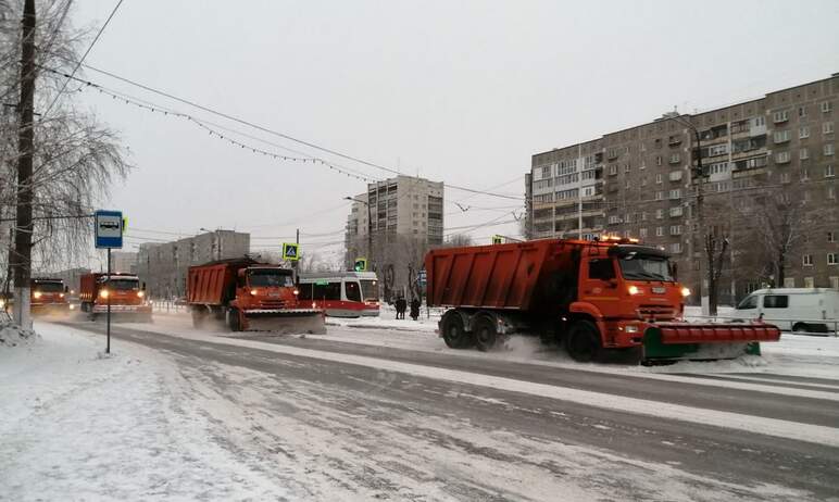 Дорожная техника Челябинска готова к предстоящему зимнему периоду. В рамках действующих контракто