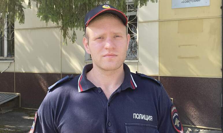 Молодой участковый из Челябинска спас человека на пожаре. Благодаря решительным действиям 