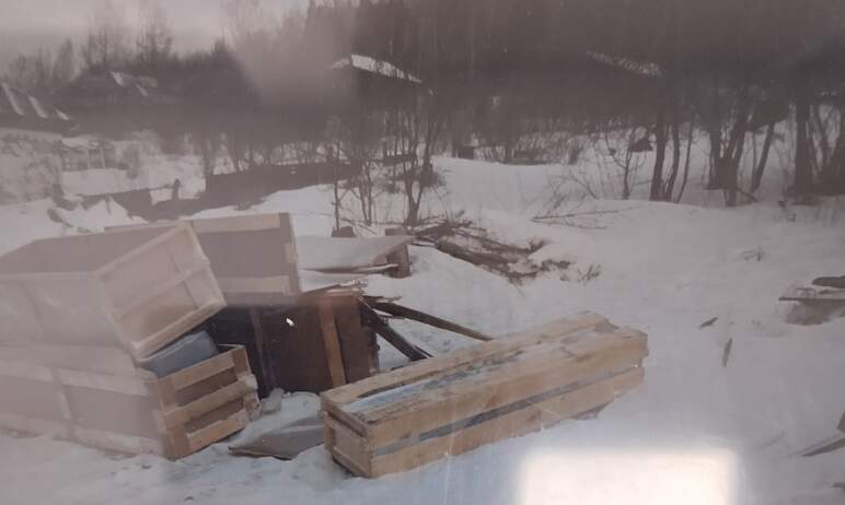 В Златоусте сегодня, 27 января, на улице 4-й Нагорной в частном секторе обнаружены цинковые гробы
