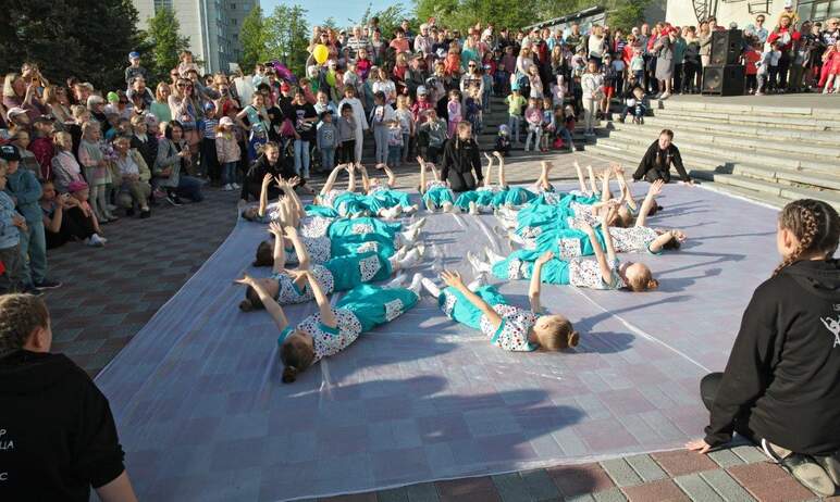 На праздничной программе ко Дню защиты детей, организованной АО «ГРЦ Макеева» (Миасс, Челябинская